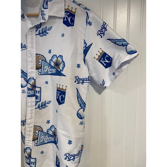 BWM Global Kansas City Royals Button Up Shirt Men's Medium Blue White - Picture 2 of 5
